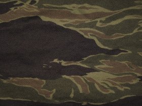 画像:  FREEWHEELERS (フリーホイーラーズ) ”COMBAT UTILITY JACKET” col. TIGER STRIPE CAMOUFLEGE PATTERN